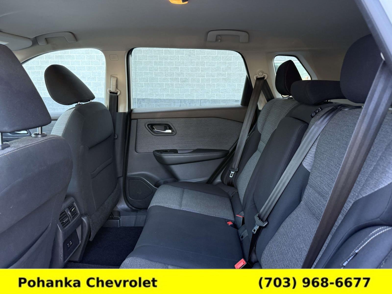 Used 2021 Nissan Rogue SV AWD/4WD image 16