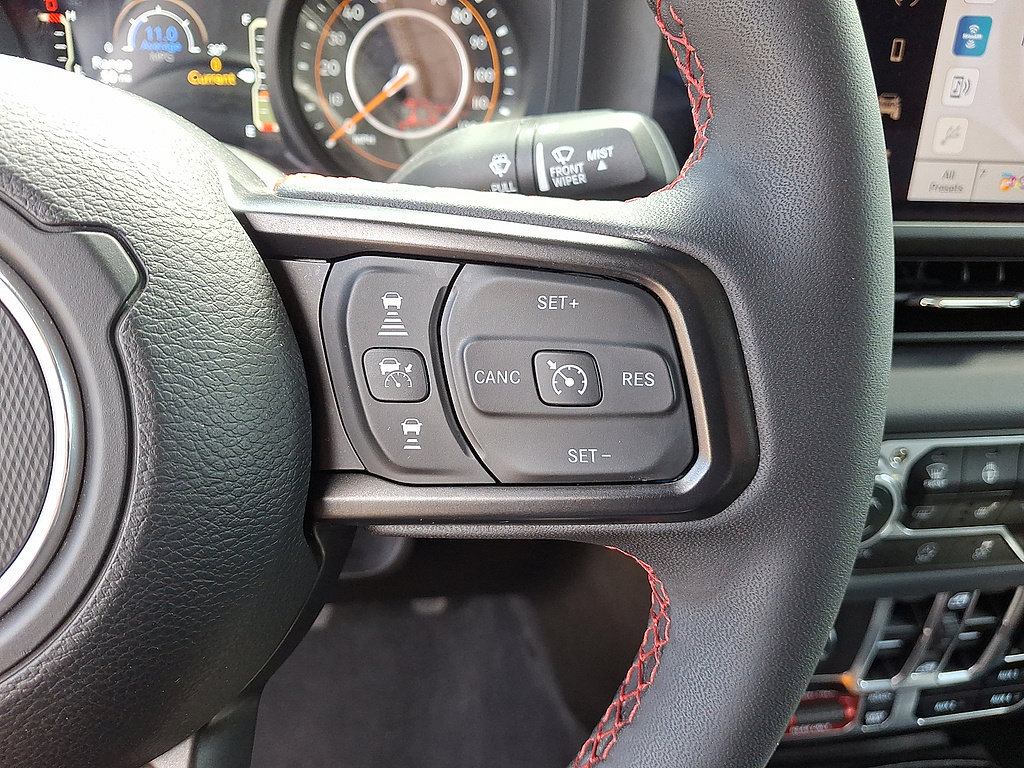 Certified 2024 Jeep Gladiator Rubicon w/ Convenience Group AWD/4WD image 10