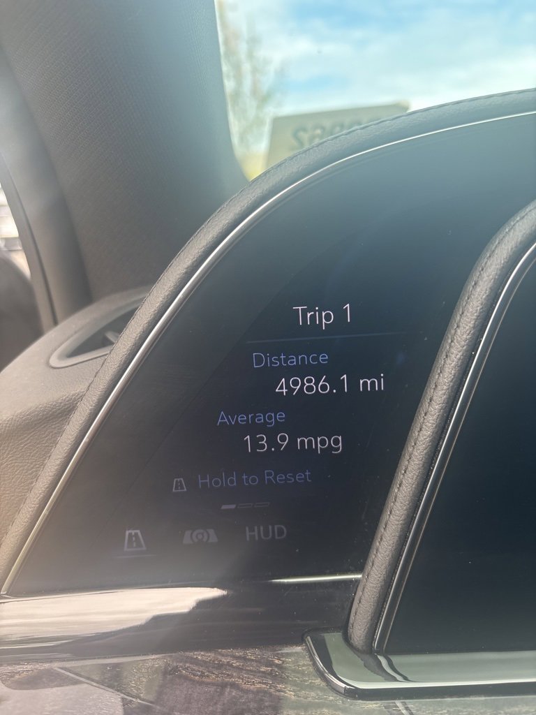 Used 2023 Cadillac Escalade Premium Luxury w/ Performance Package image 27