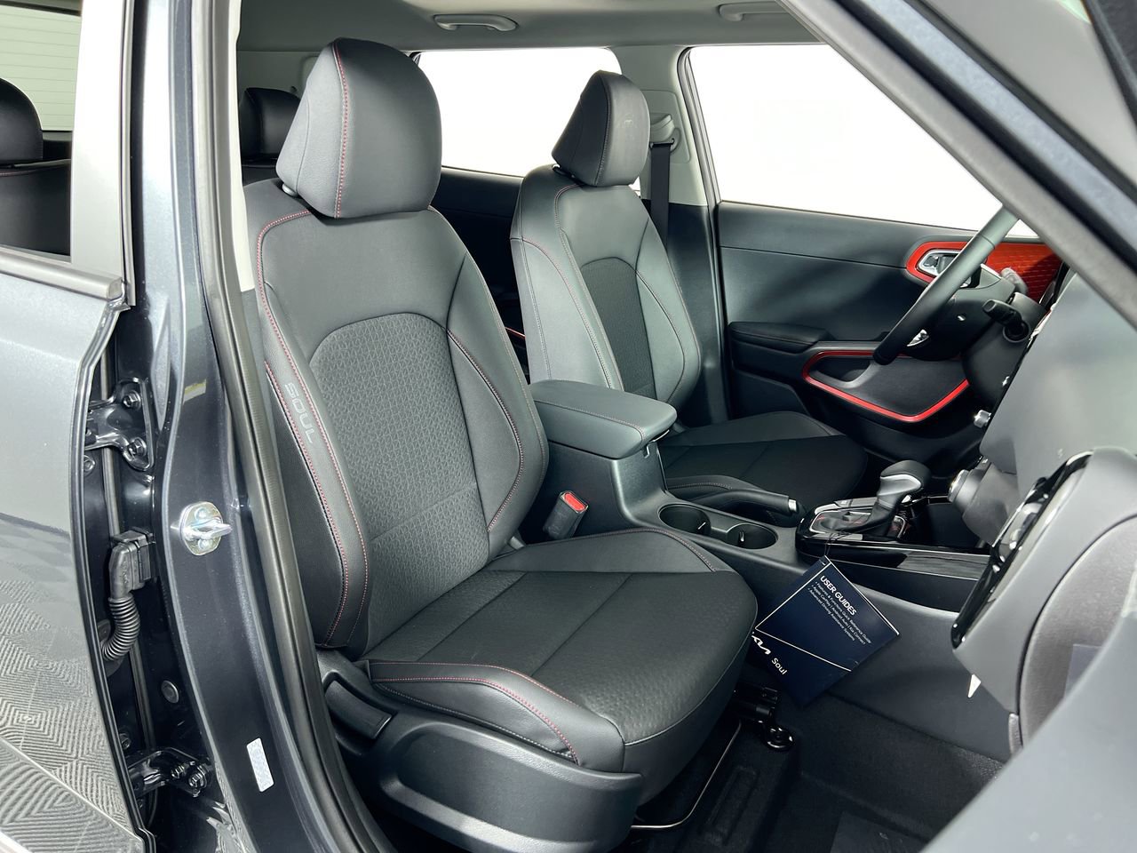 Certified 2025 Kia Soul GT-Line w/ GT-Line Technology Package FWD image 31