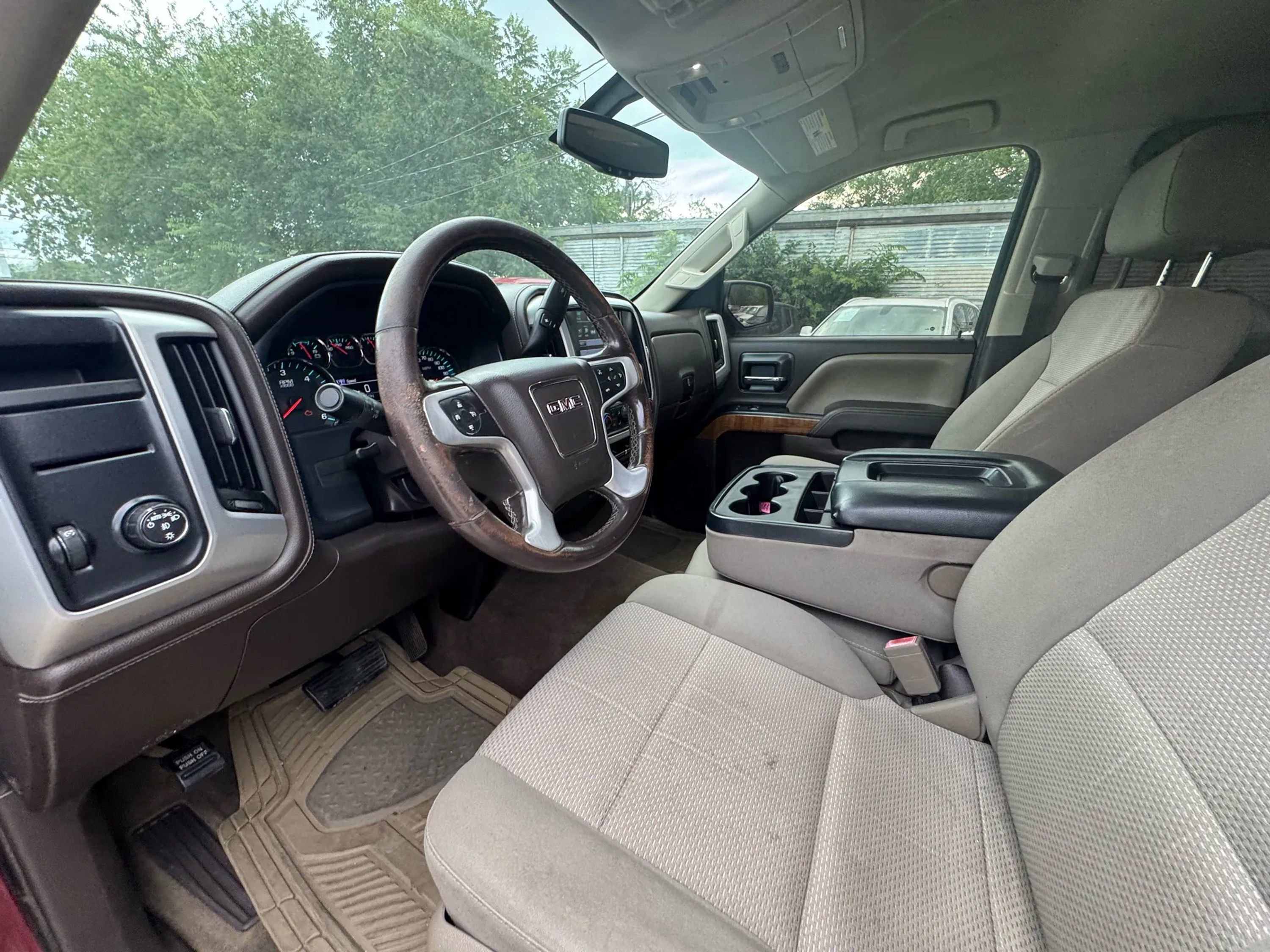 Used 2021 Nissan Sentra SV image 24
