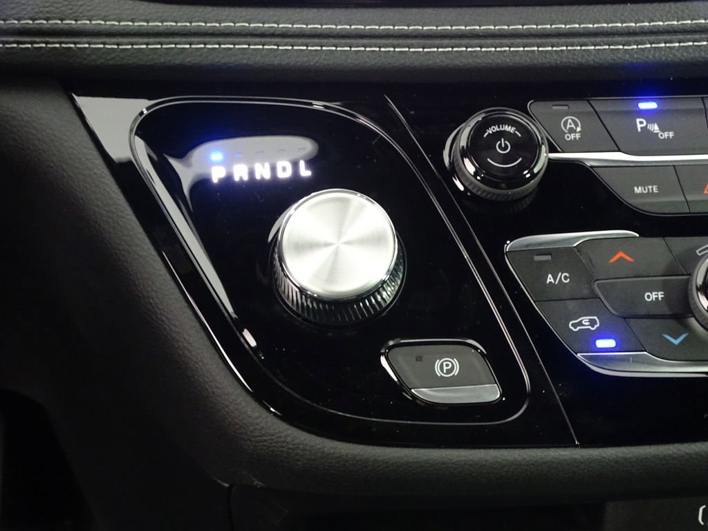 New 2026 Chrysler Pacifica Select image 34