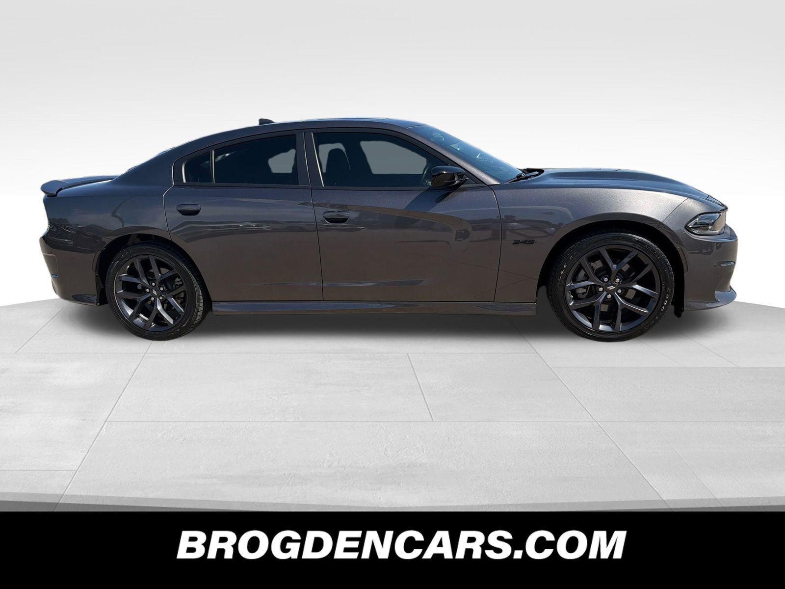 Used 2023 Dodge Charger R/T w/ Blacktop Package RWD image 2