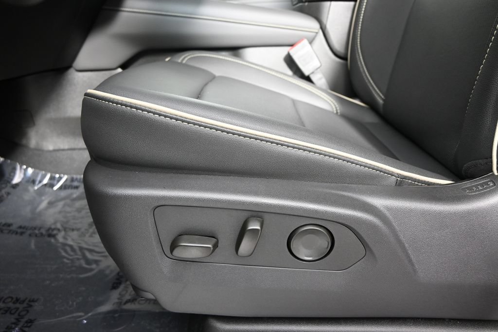 New 2026 Chevrolet Tahoe Premier AWD/4WD image 23
