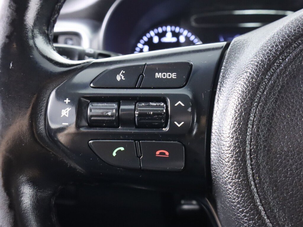 Used 2016 Kia Sorento EX FWD image 13