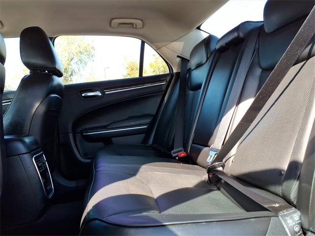 Certified 2019 Chrysler 300 Limited image 13
