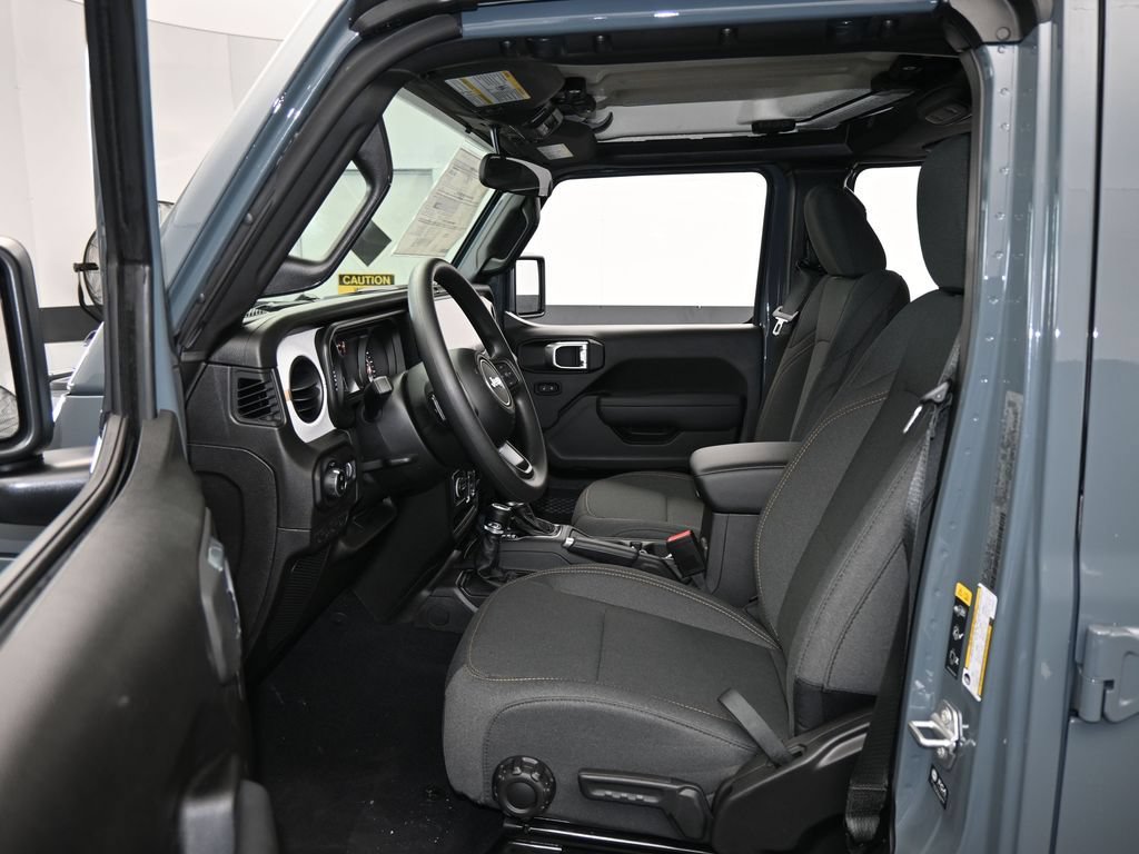 New 2026 Jeep Gladiator Sport AWD/4WD image 11