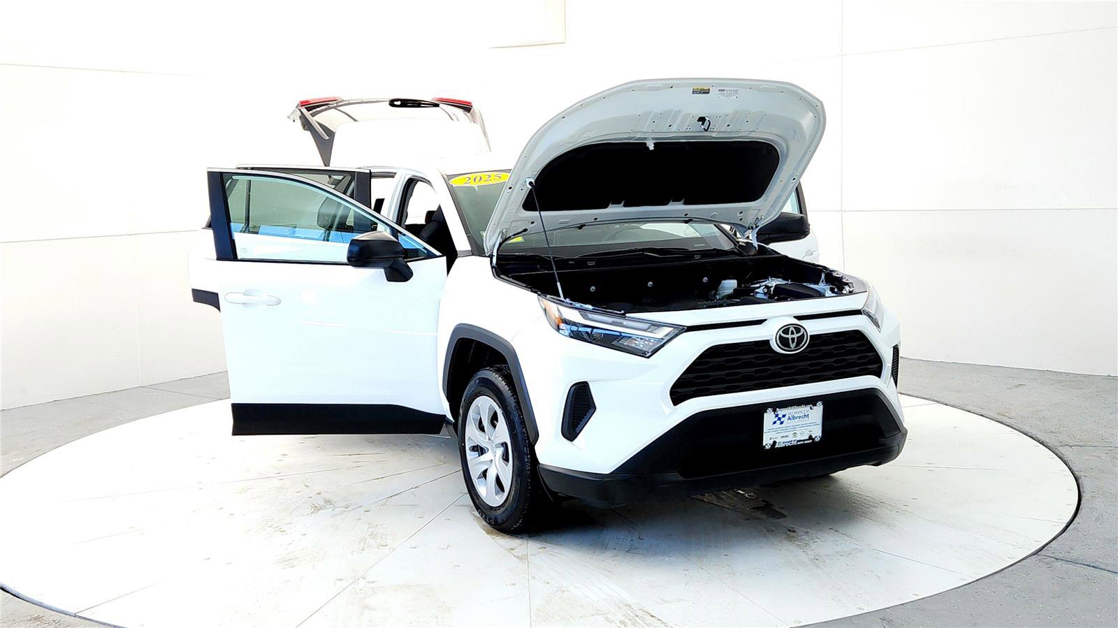 Certified 2025 Toyota RAV4 LE image 9