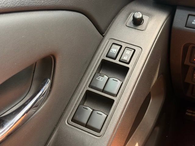 Used 2022 Nissan Frontier SV w/ Technology Package RWD image 24