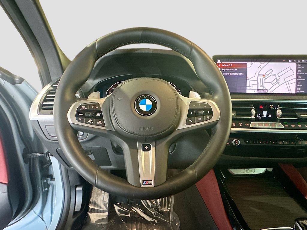 Used 2024 BMW X4 xDrive30i w/ Premium Package AWD/4WD image 11