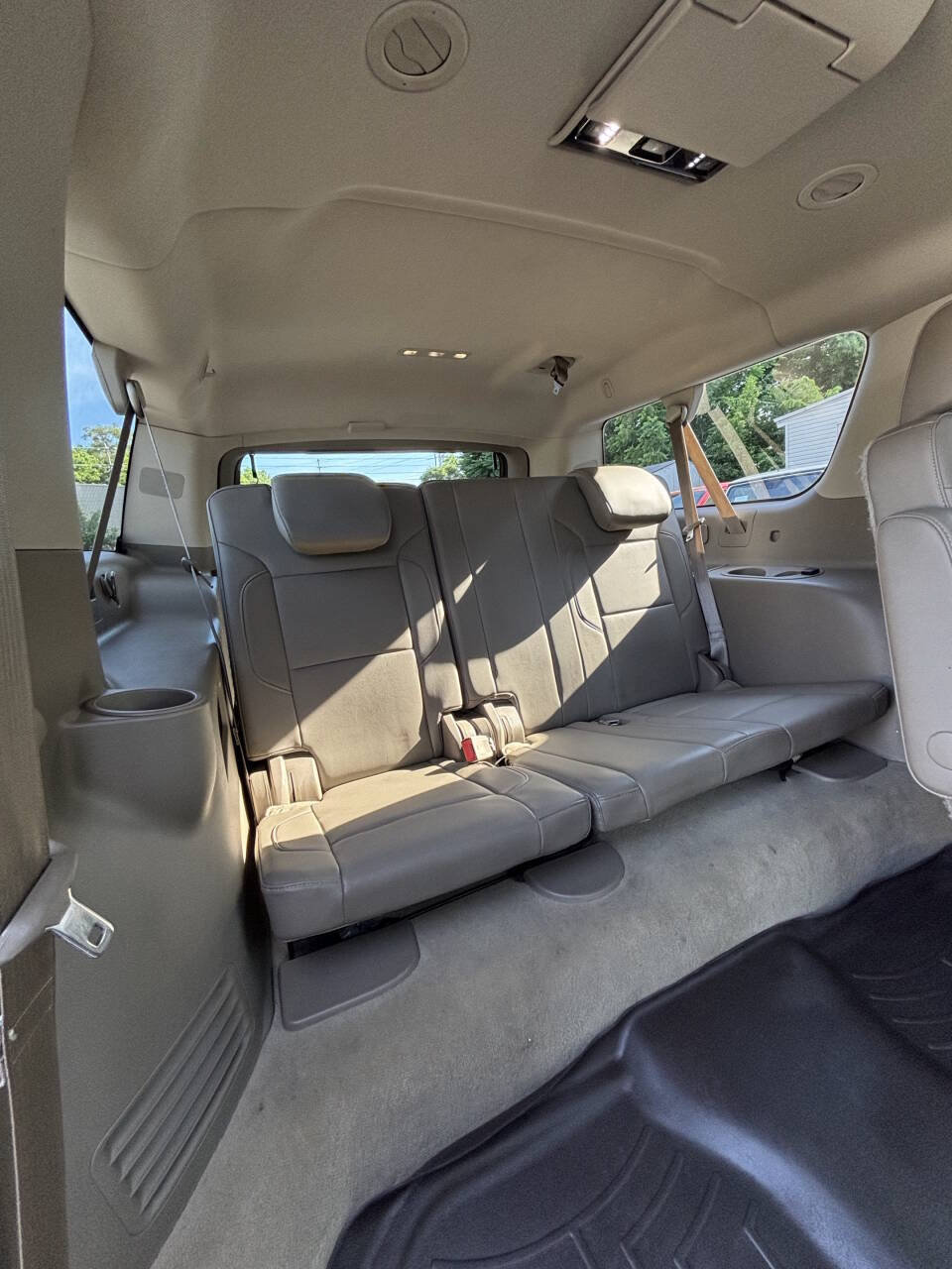 Used 2015 Chevrolet Suburban LTZ AWD/4WD image 21