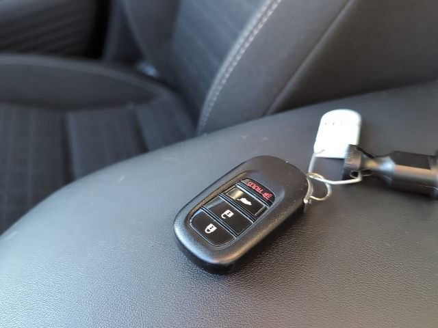 Used 2023 Honda HR-V LX image 24