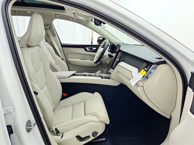 New 2026 Volvo XC60 B5 Ultra w/ Protection Package Premier image 18