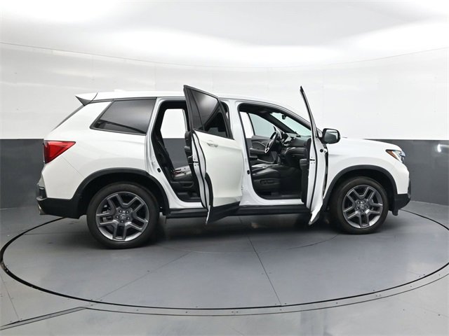 Used 2023 Honda Passport EX-L image 31