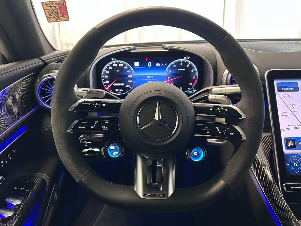 Used 2023 Mercedes-Benz SL 63 AMG 4MATIC image 10