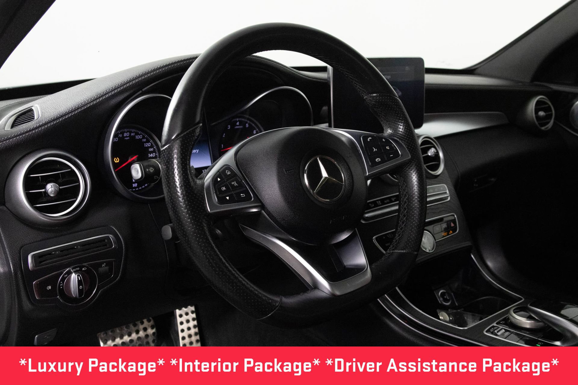 Used 2015 Mercedes-Benz C 300 4MATIC Sedan image 4