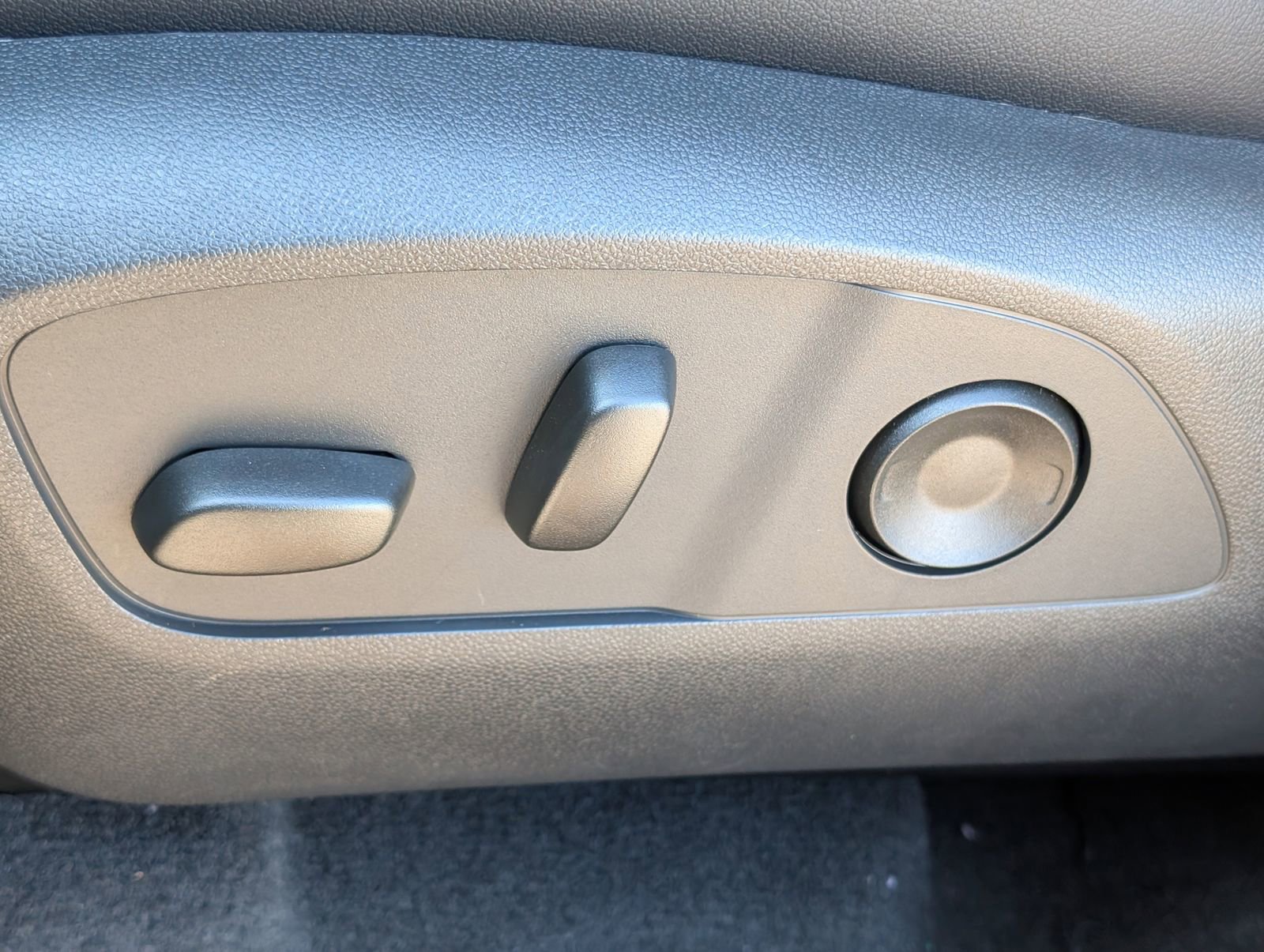 New 2026 Chevrolet Traverse LT w/ Driver Confidence Package image 19