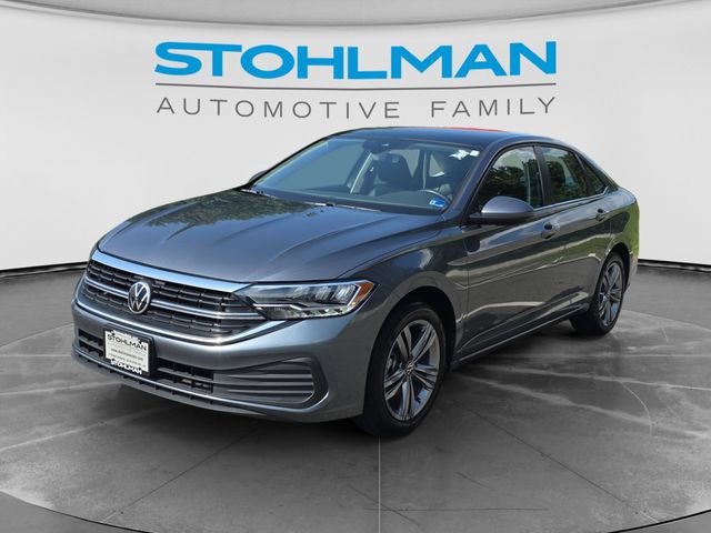 Certified 2023 Volkswagen Jetta SE w/ Panoramic Sunroof Package FWD image 1