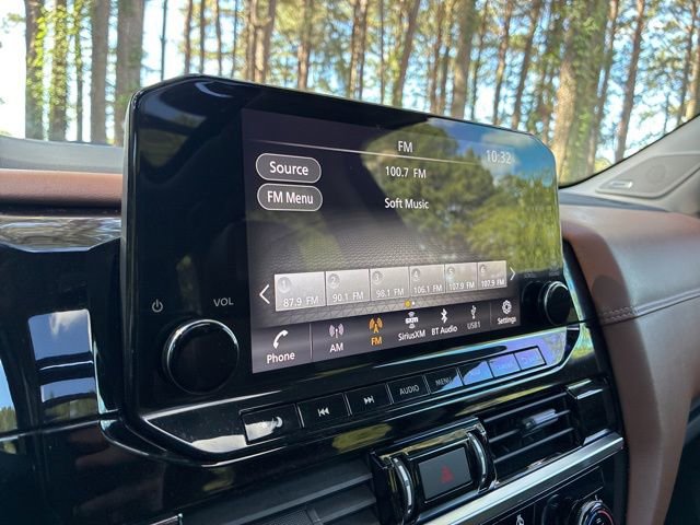 Used 2022 Nissan Pathfinder Platinum w/ Lighting Package (N93) AWD/4WD image 30