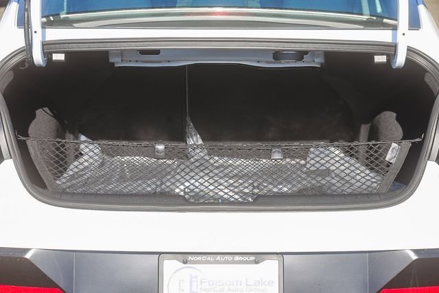 New 2026 Hyundai Elantra Limited FWD image 30