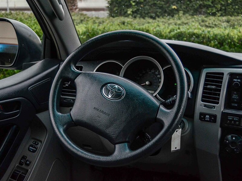 Used 2006 Toyota 4Runner Sport RWD image 16