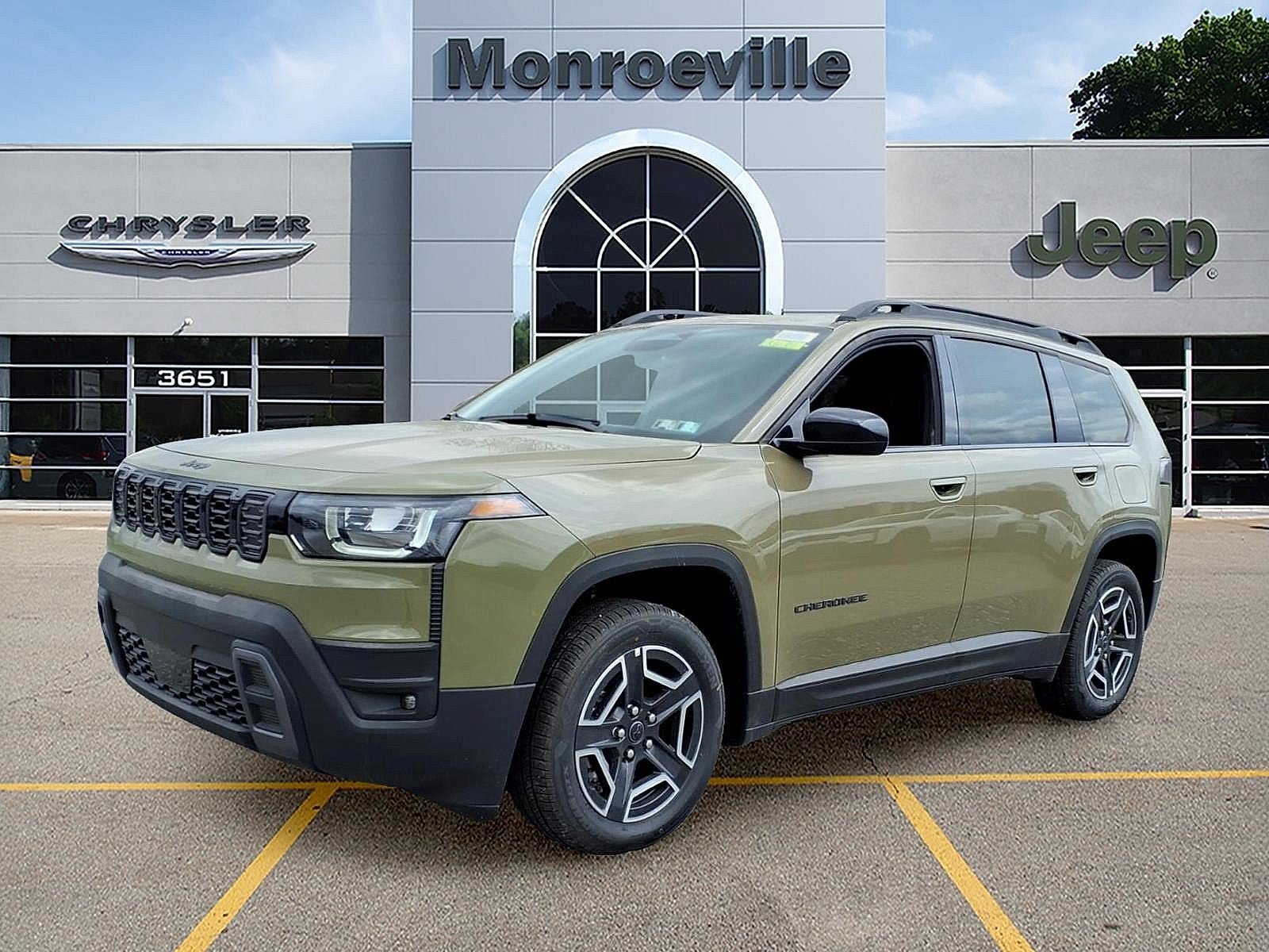New 2026 Jeep Cherokee Laredo AWD/4WD image 1