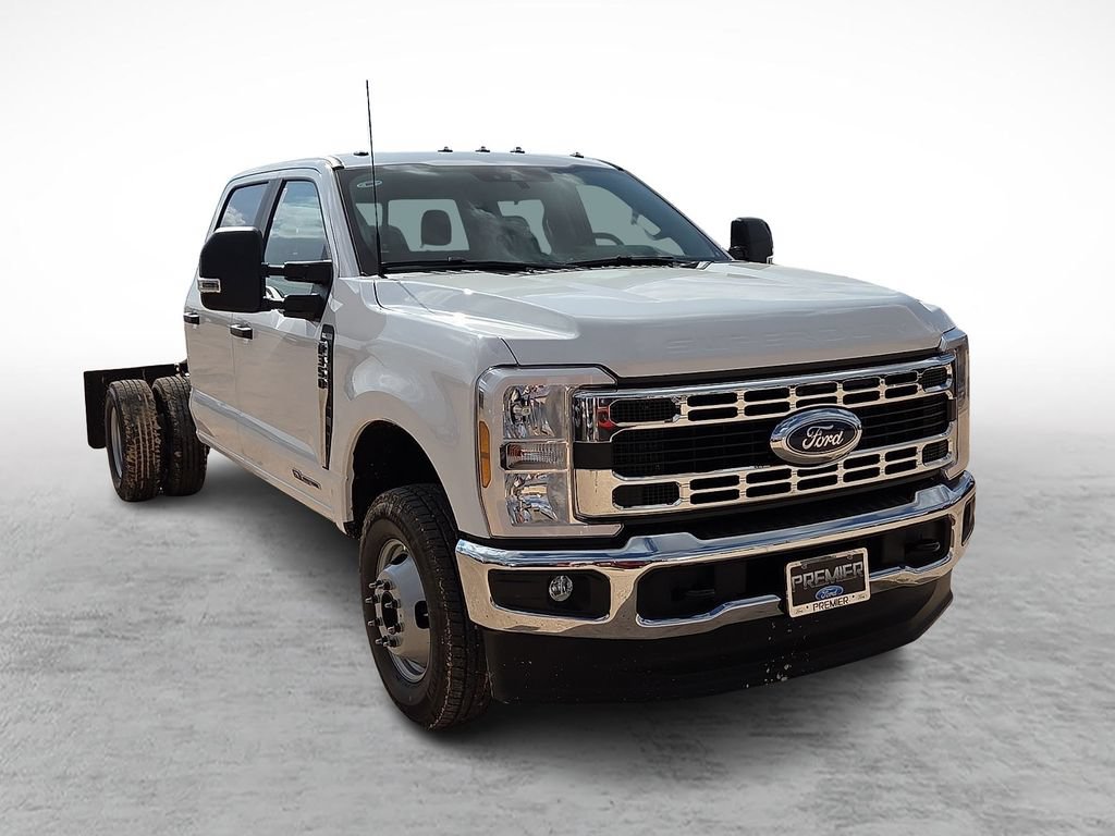 New 2026 Ford F350 XL w/ XL Chrome Package AWD/4WD image 1