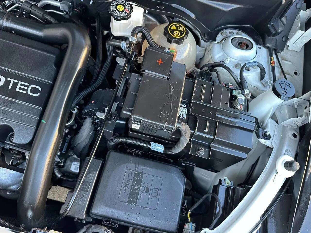 Used 2021 Chevrolet Equinox LT image 10