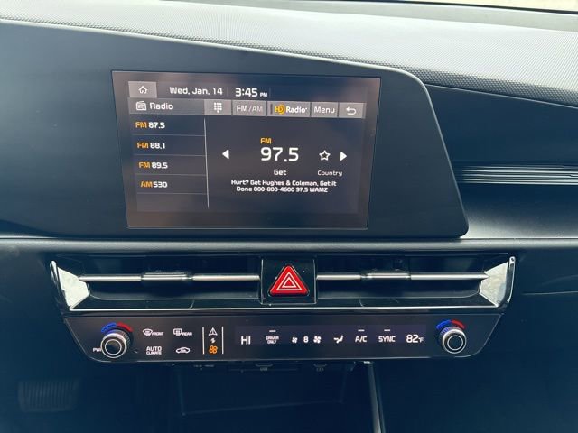 Used 2025 Kia Niro LX image 14