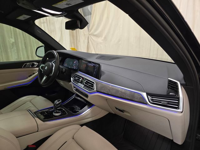 Used 2022 BMW X5 xDrive40i w/ M Sport Package image 40