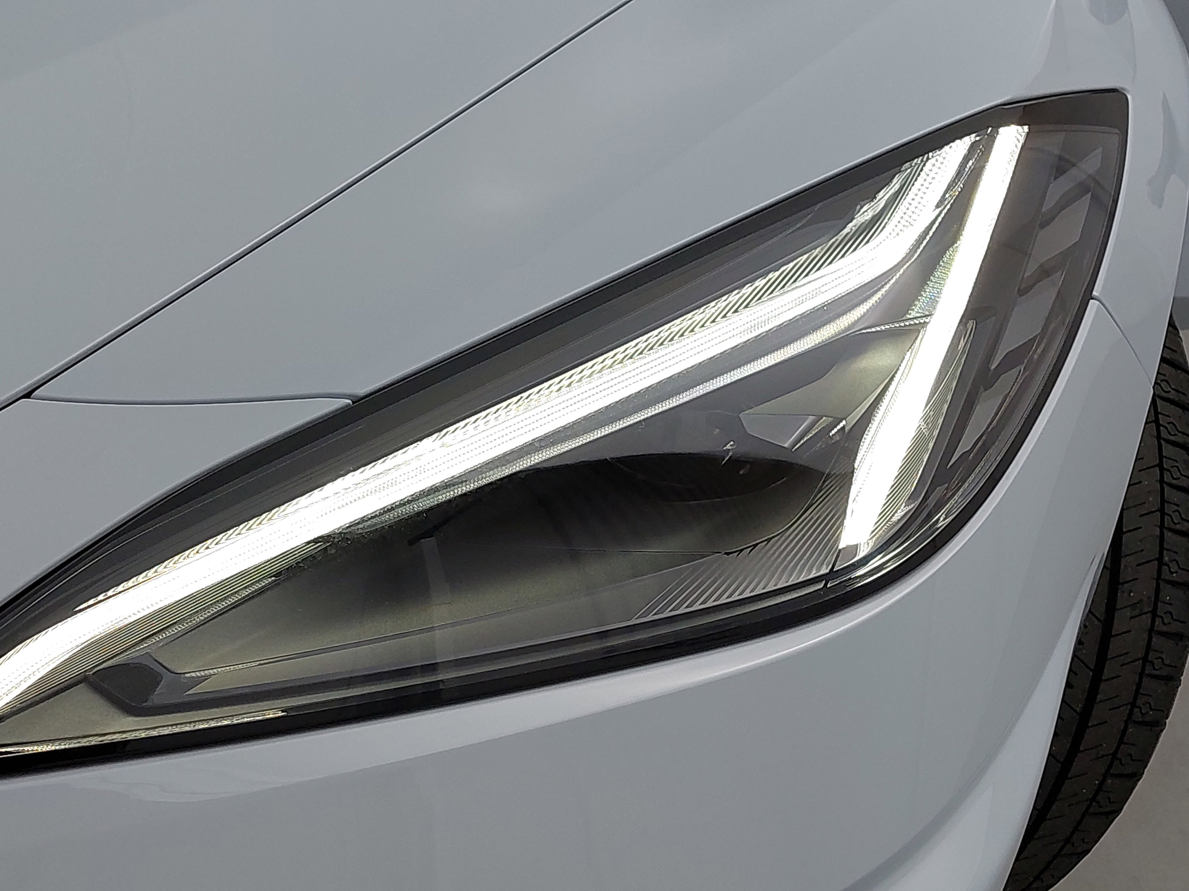 Used 2024 Chevrolet Corvette Stingray w/ Battery Protection Package image 29