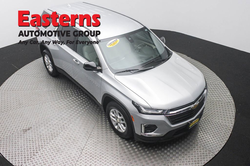 Used 2022 Chevrolet Traverse LS AWD/4WD image 3