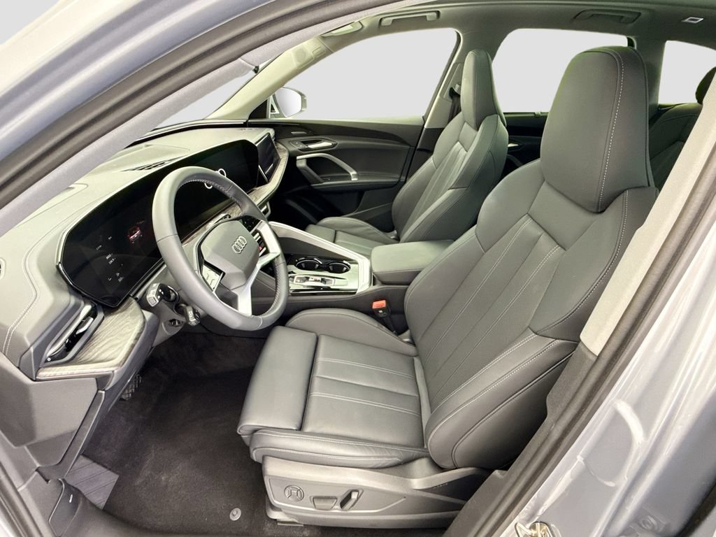 Used 2025 Audi Q5 Prestige AWD/4WD image 18