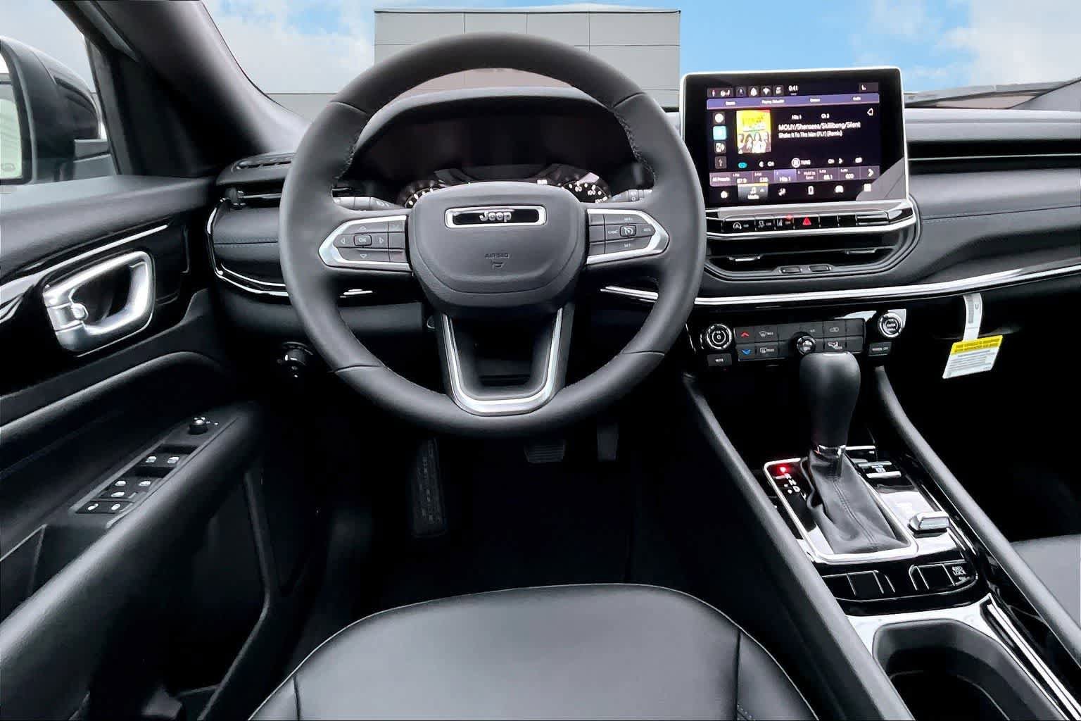 New 2026 Jeep Compass Latitude AWD/4WD image 15