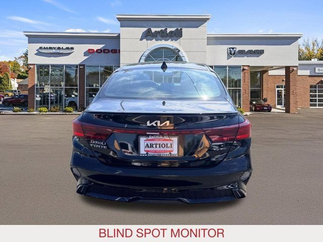 Used 2023 Kia Forte GT-Line FWD image 6