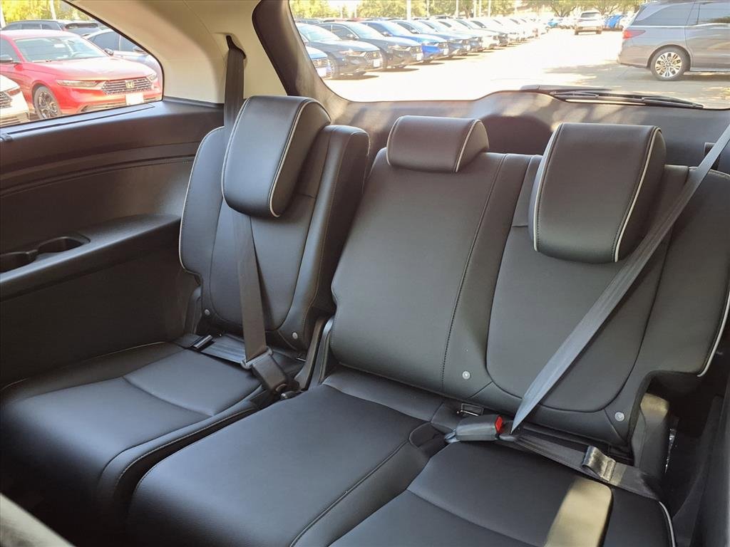 New 2026 Honda Odyssey Touring image 18
