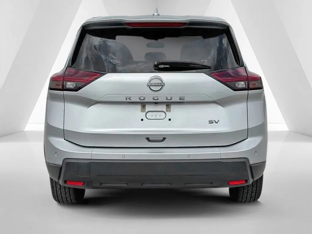 Used 2024 Nissan Rogue SV FWD image 6