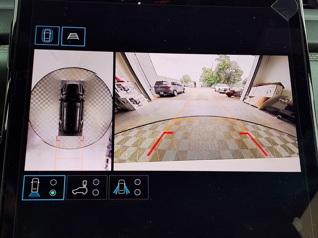New 2026 GMC Terrain AT4 w/ Convenience Package III AWD/4WD image 14