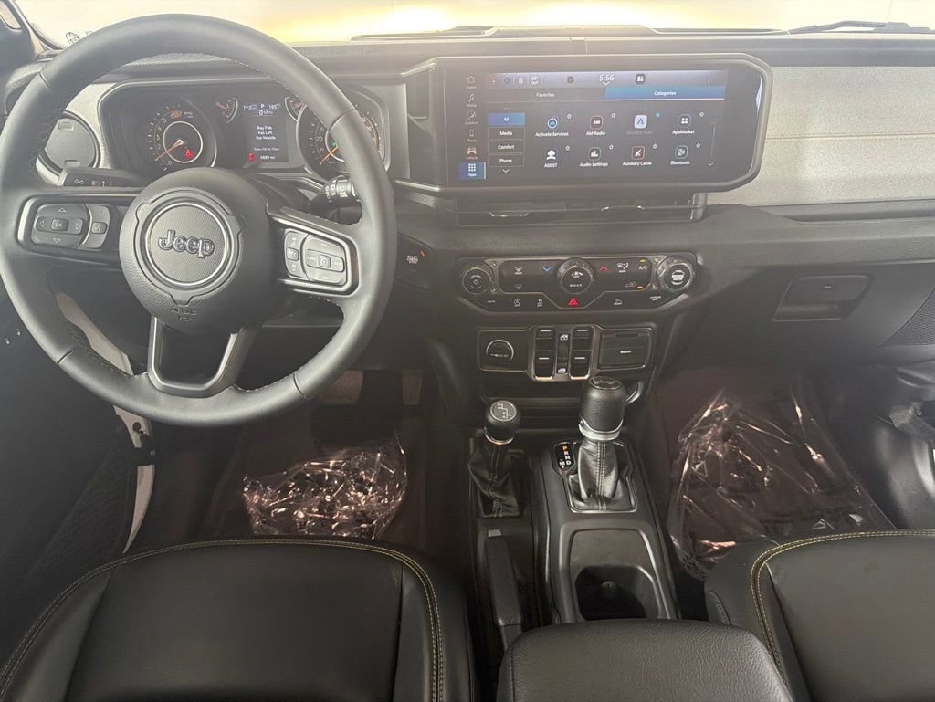 Used 2025 Jeep Wrangler Unlimited Sport AWD/4WD image 25