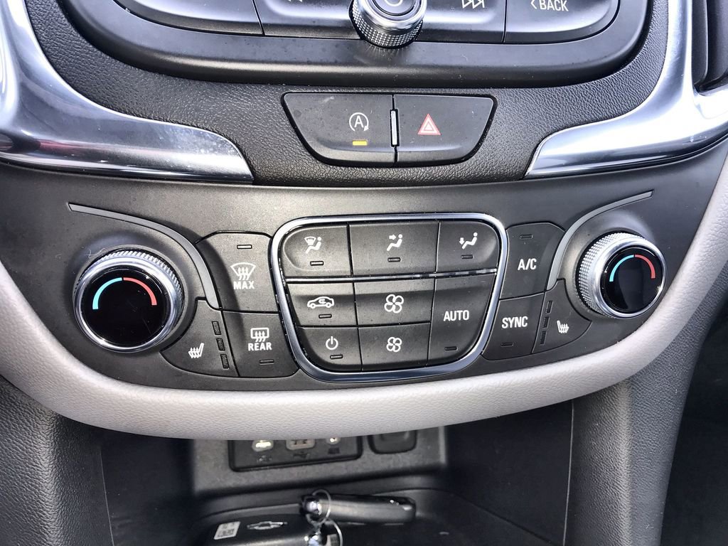 Used 2024 Chevrolet Equinox LT image 18