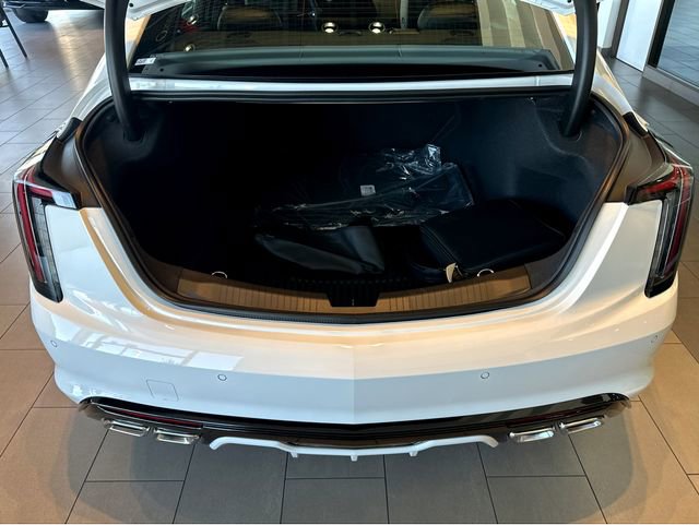 New 2026 Cadillac CT5 V RWD image 32