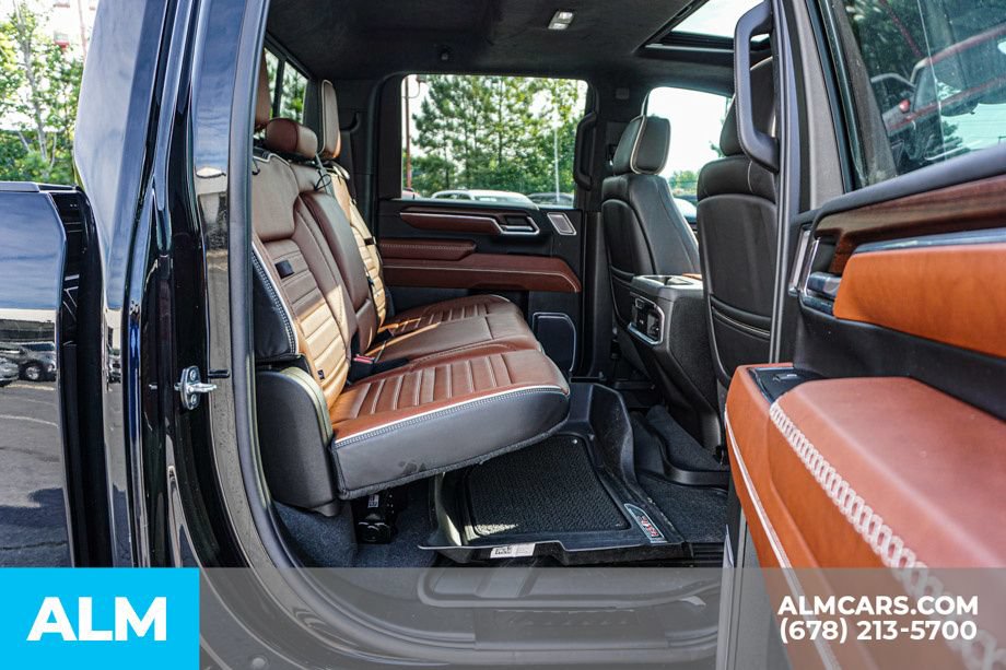 Used 2024 GMC Sierra 3500 Denali Ultimate AWD/4WD image 21