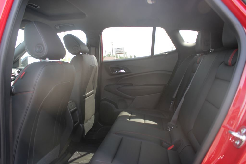 New 2026 Chevrolet Trax RS w/ Sunroof Package image 22