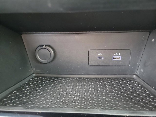 Used 2025 Nissan Pathfinder SV image 23