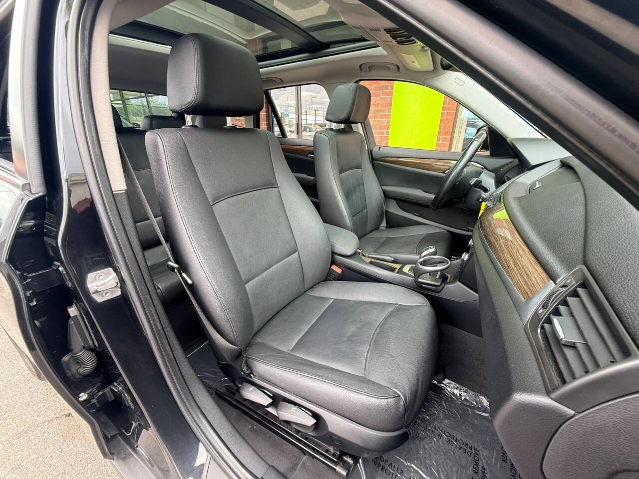 Used 2015 BMW X1 xDrive28i AWD/4WD image 26