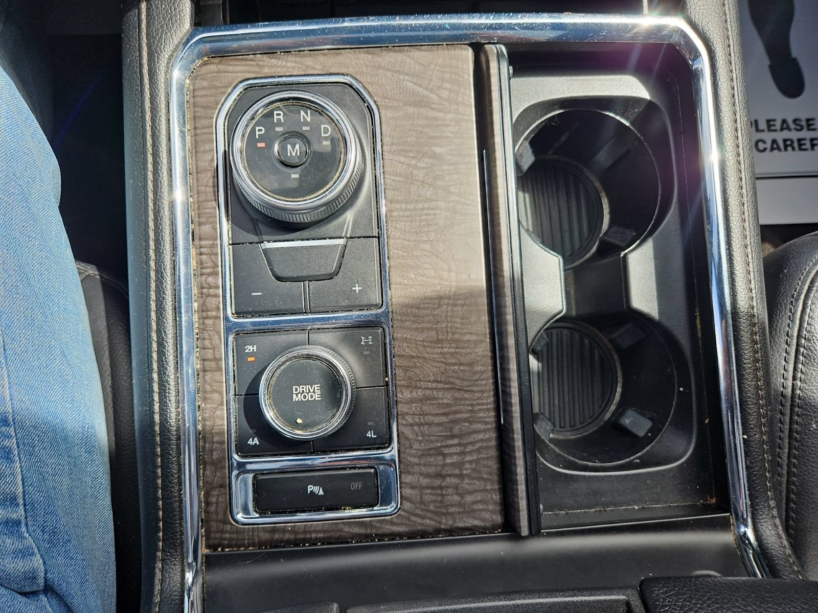 Used 2018 Ford Expedition Limited w/ Equipment Group 301A AWD/4WD image 31