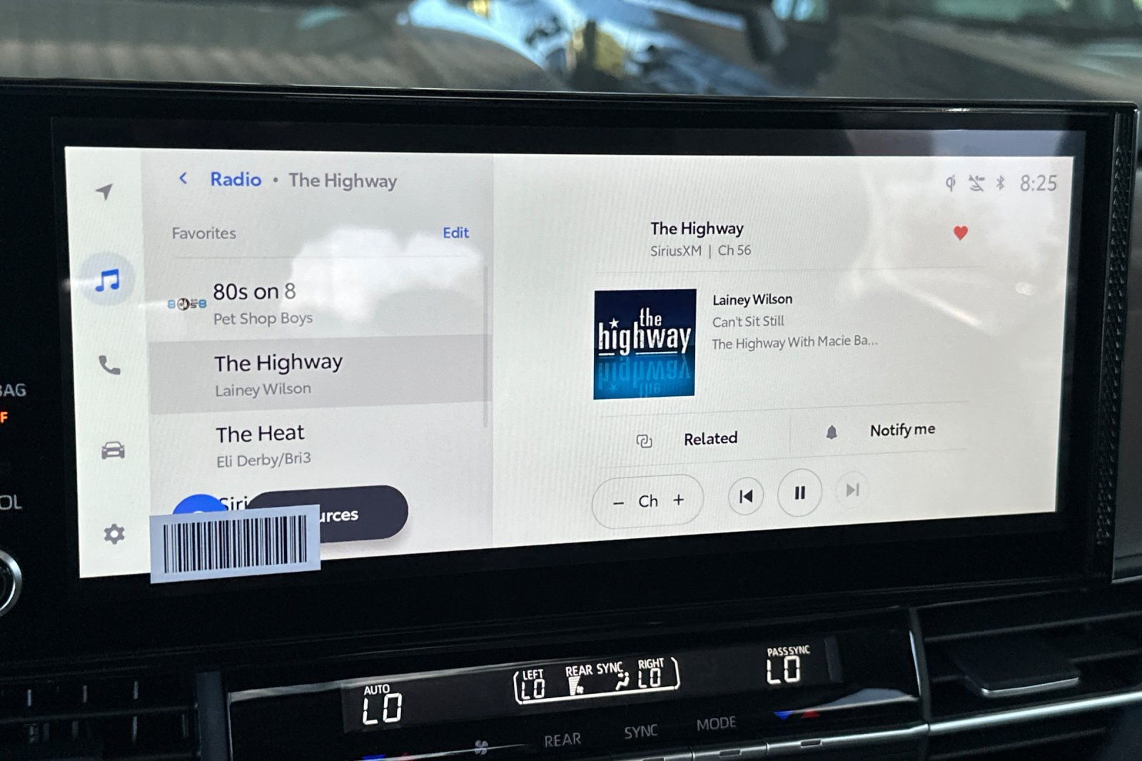 New 2026 Toyota Sienna XLE AWD/4WD image 17