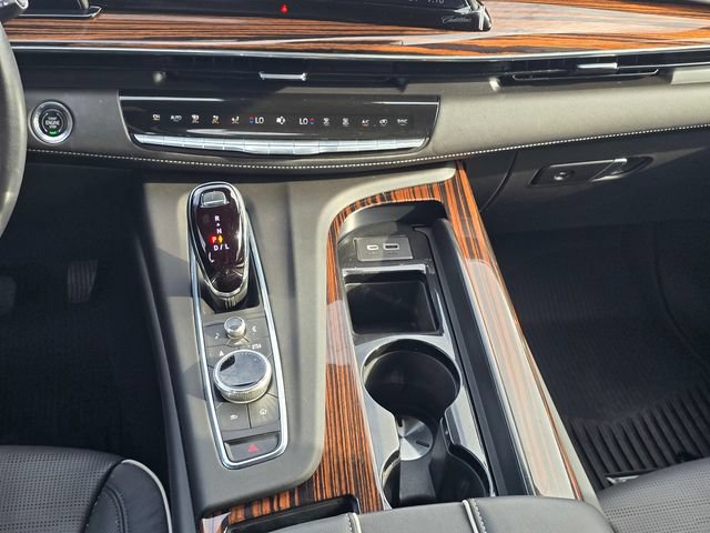 Used 2023 Cadillac Escalade Premium Luxury w/ Performance Package RWD image 19