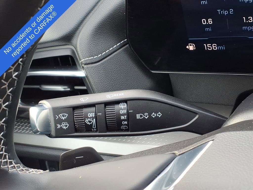 Used 2025 Chevrolet Traverse LT image 22