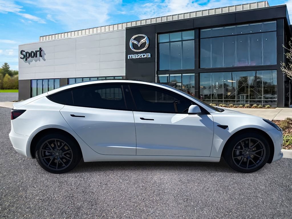 Used 2022 Tesla Model 3 Long Range image 2